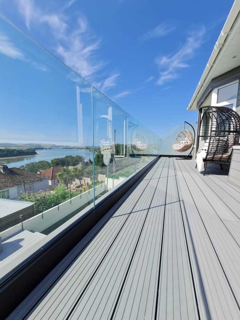 Seamless Glass Balustrade